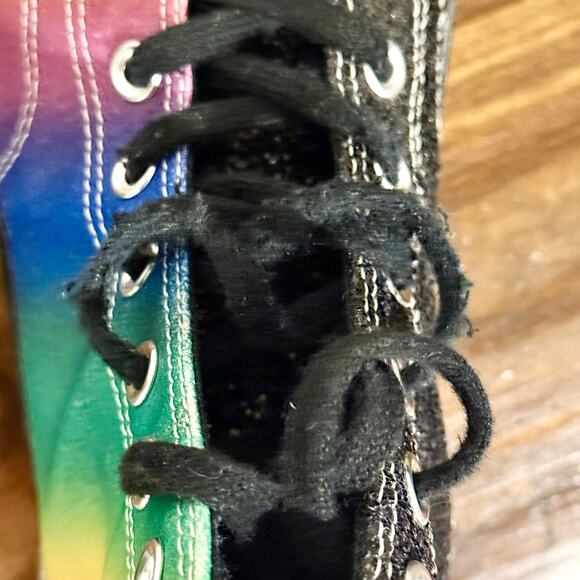 Chuck Taylor Converse HTC Limited Edition Glittery Rainbow Mens Size 10 Hi Tops main image 4